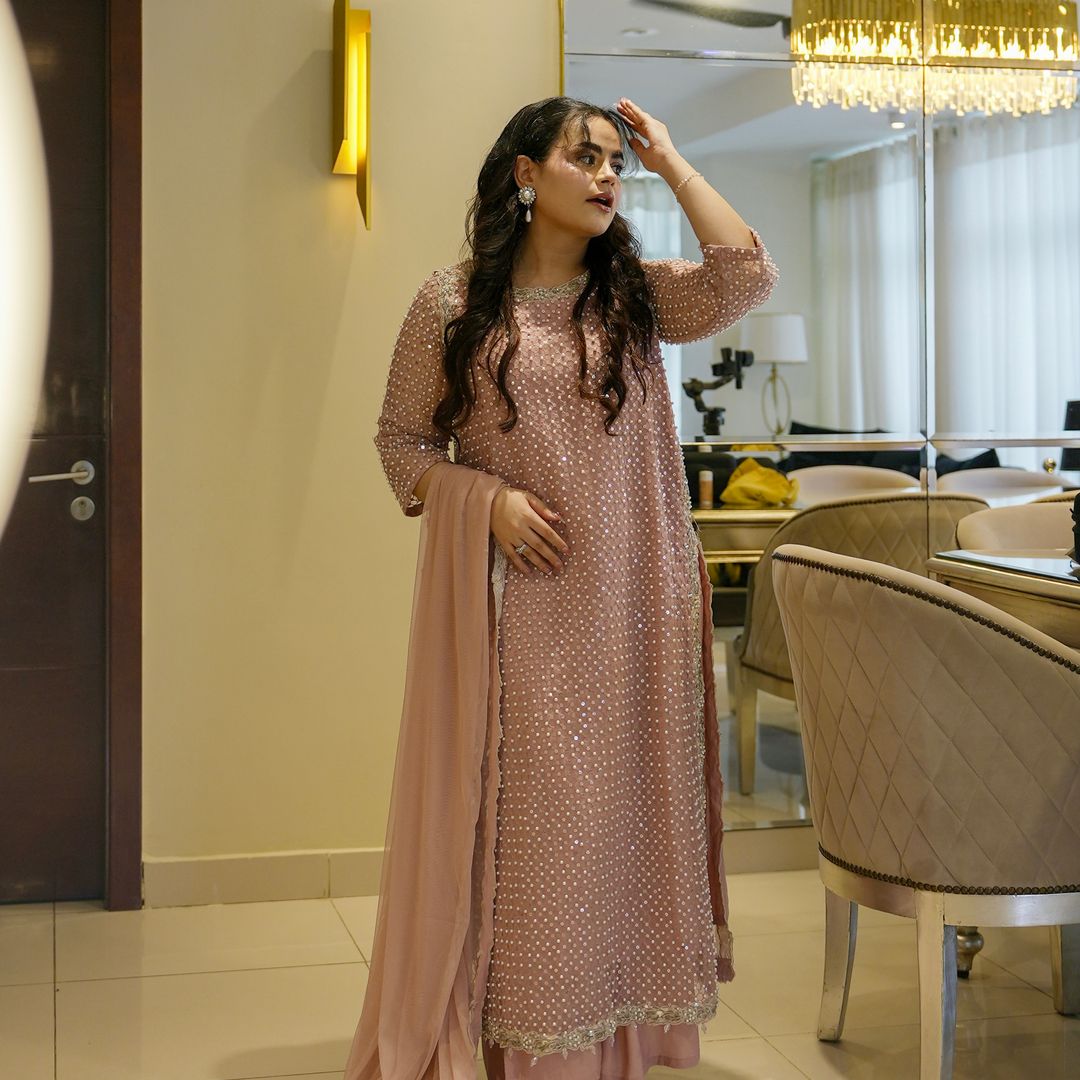 Qudsia Ali, Pakistani lifestyle creator with 230K Instagram followers, on Collabscafe